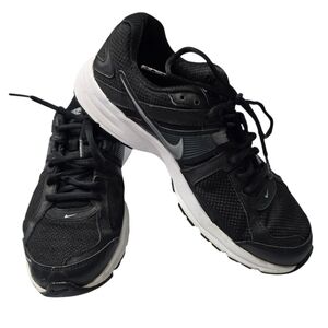 Nike Dart 10 running shoes